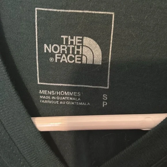 The North Face - Men’s long sleeve shirt. Size Small. New With Tags - Picture 6 of 6